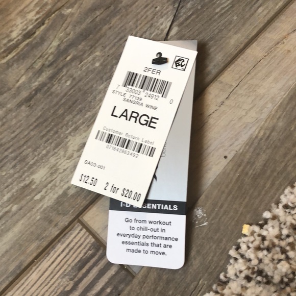 Short sleeve T - Picture 2 of 6